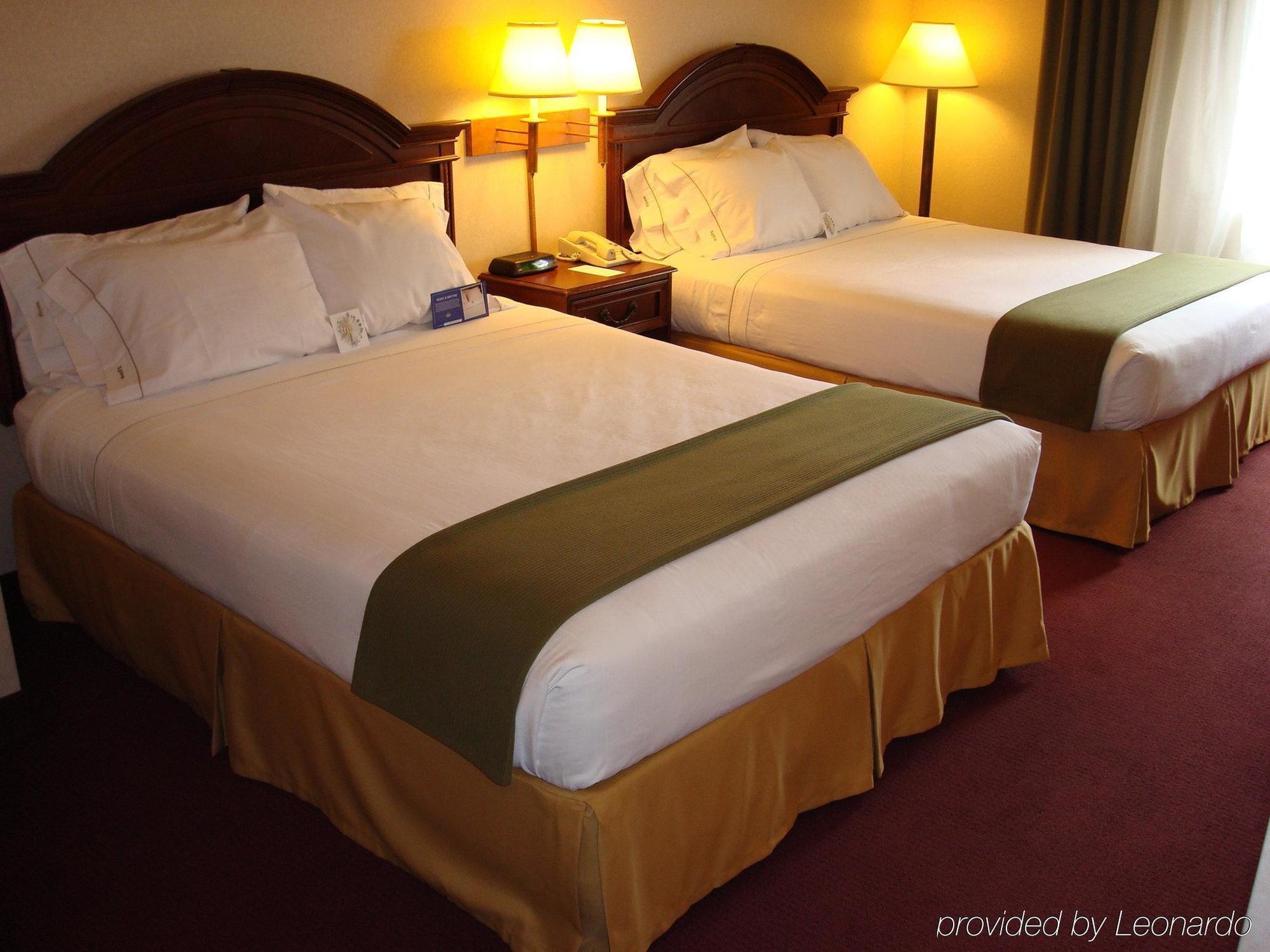 Holiday Inn Express Hotel & Suites Eagle Pass By Ihg Pokoj fotografie